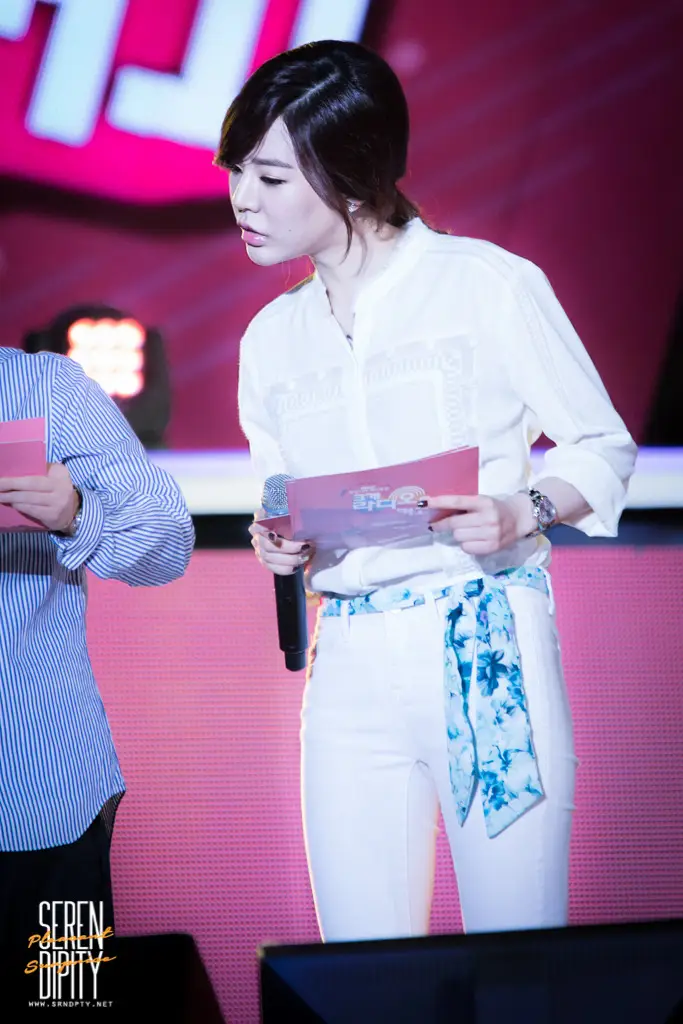 140904 크게 라디오를 켜고 써니 직찍 by SERENDIPITY