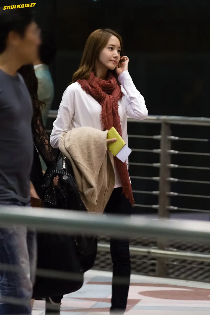 131020 방콕 수완나품 국제공항 입국 윤아 by @soulkajazz,@hookkii