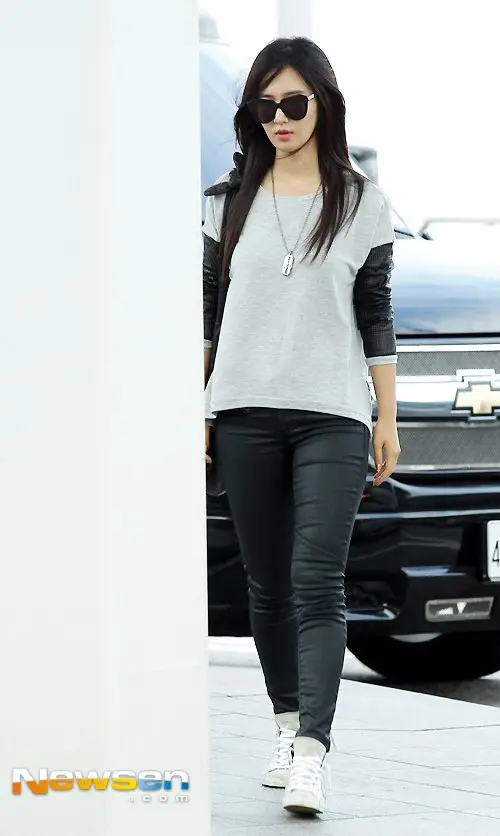 [사진]130913 인천공항 출국 소녀시대 기자사진.jpg