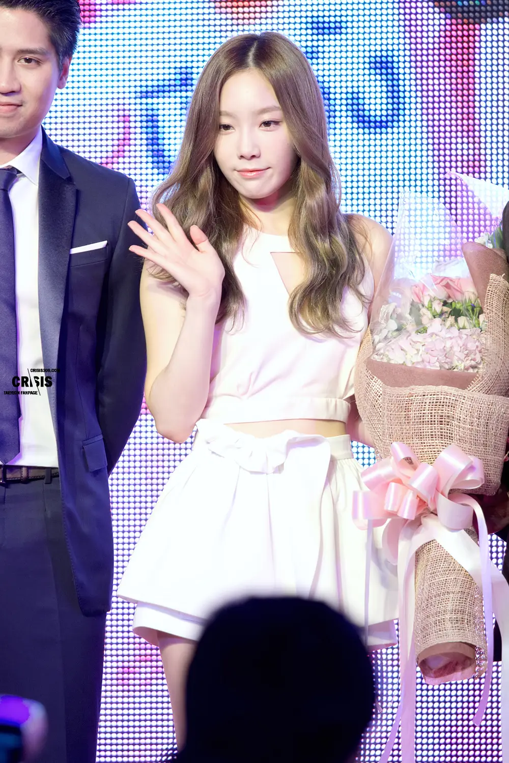 130904 슈퍼배드2 옐로우카펫 태연 직찍 by oh-taeny ceci