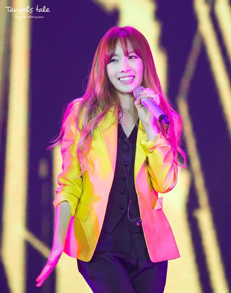 140802 BOB In HK 태연 by Tangels tale