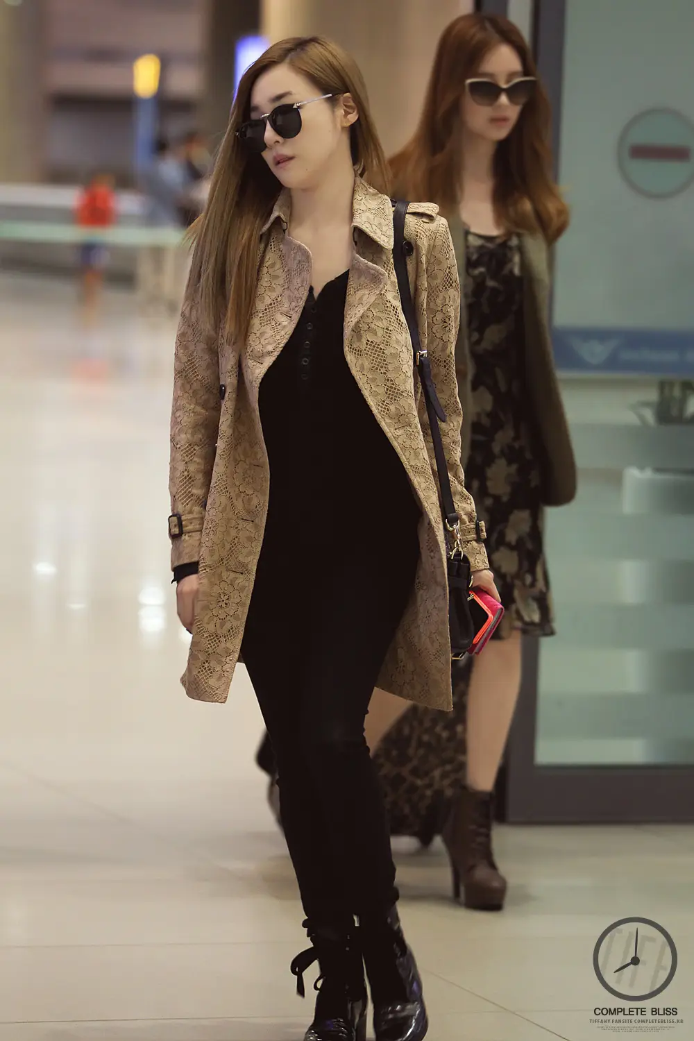 140911 인천공항 입국 티파니 직찍 by Complete Bliss,Burberry Korea