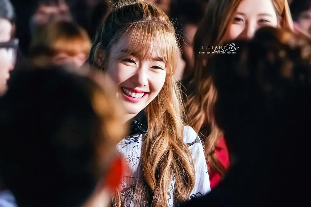 Tiffany FanPhoto - 140926 Guerrilla Dating by fanyday801, Tiffany bar