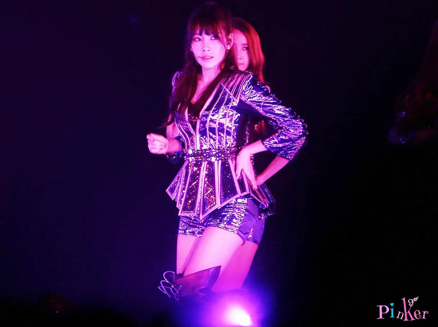 2014 JAPAN 3rd TOUR 태연 직찍 by Pinker