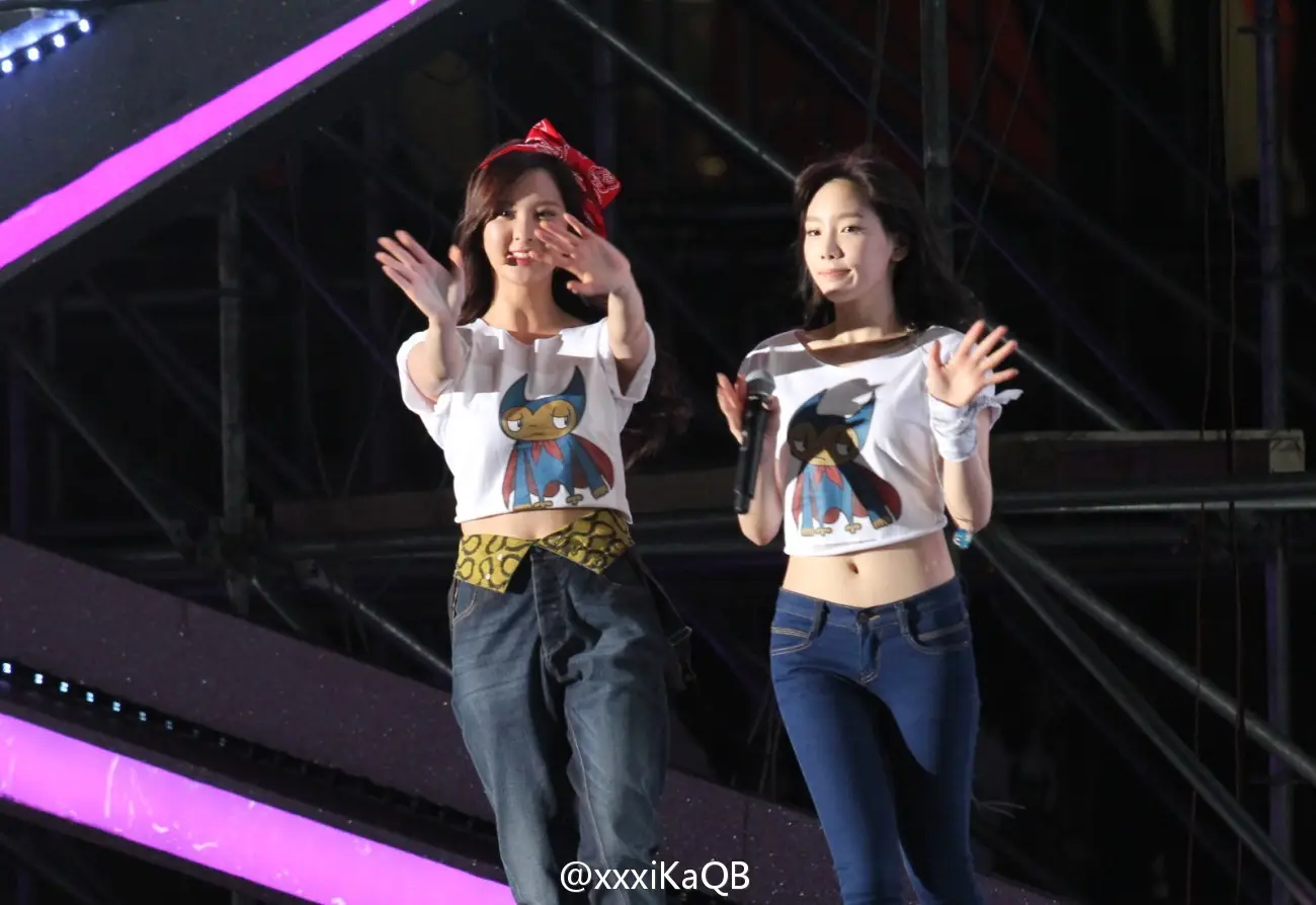 131019 SMTOWN 베이징콘 태연 직찍 by xxxiKaQB,Liss2Joy,goddesshyun