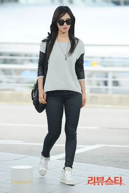 130913 인천공항 출국 태연,티파니,제시카,유리 기자사진.jpg