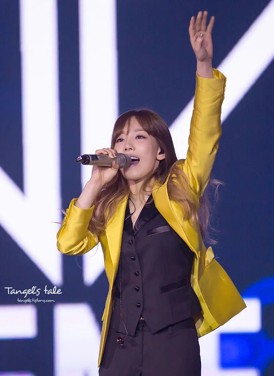 140802 BOB In HK 태연 by Tangels tale