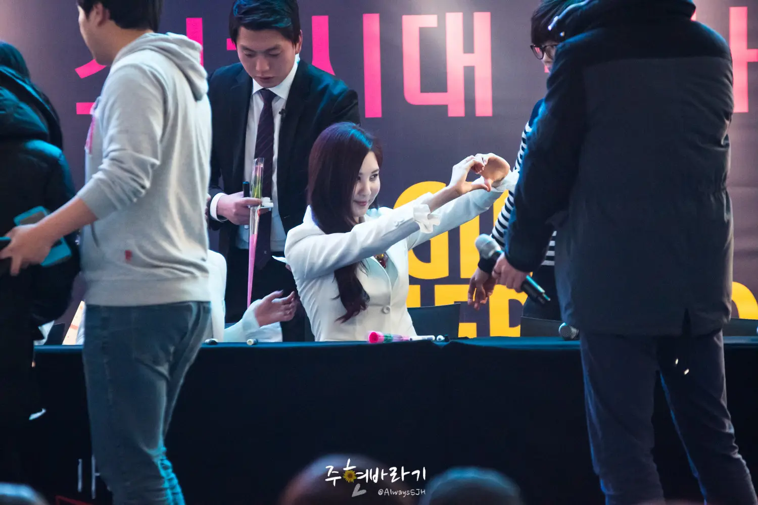 서현(SNSD) 직찍 - 140314 여의도 팬사인회 by HiraPara, +