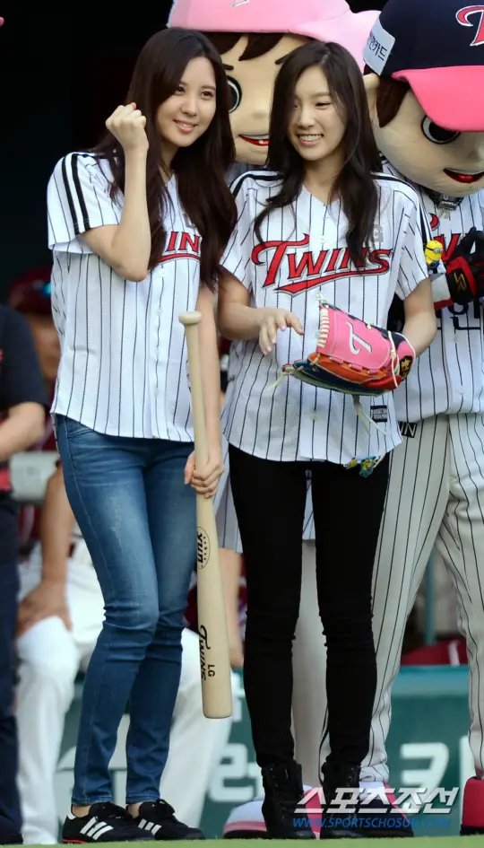 서현이 기사 사진.jpg - 130827 프로야구 시타