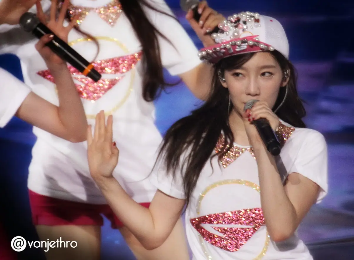 [스압] 130914 자카르타 콘서트 태연 직찍 by vanjethro