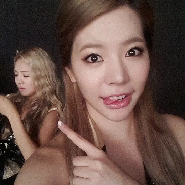 130922 써니 인스타그램 업뎃 - 효랭이생일추카해~! Happy birthday hyo~^^*