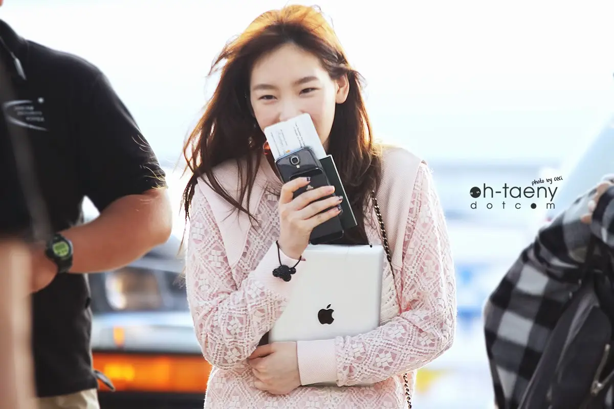 131011 인천공항 출국 태연 직찍 by Oh-TaeNy ceci