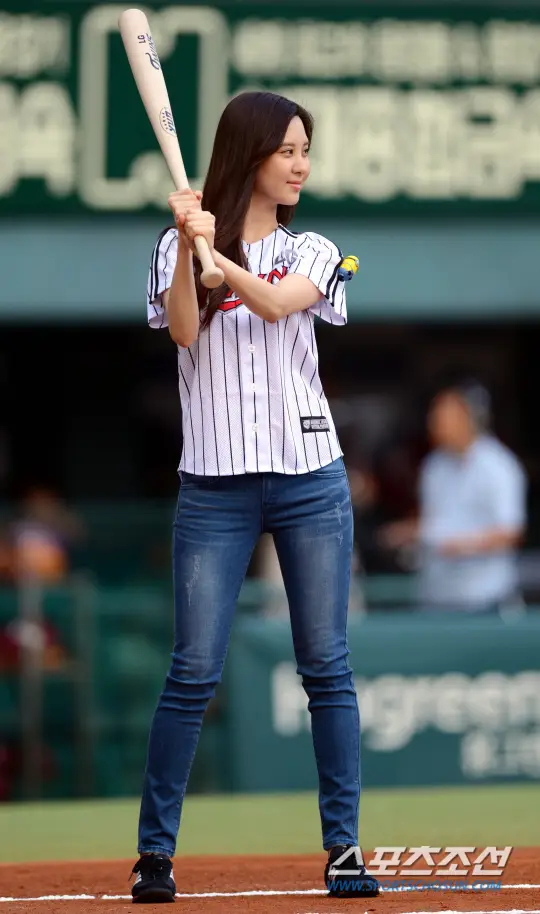 서현이 기사 사진.jpg - 130827 프로야구 시타