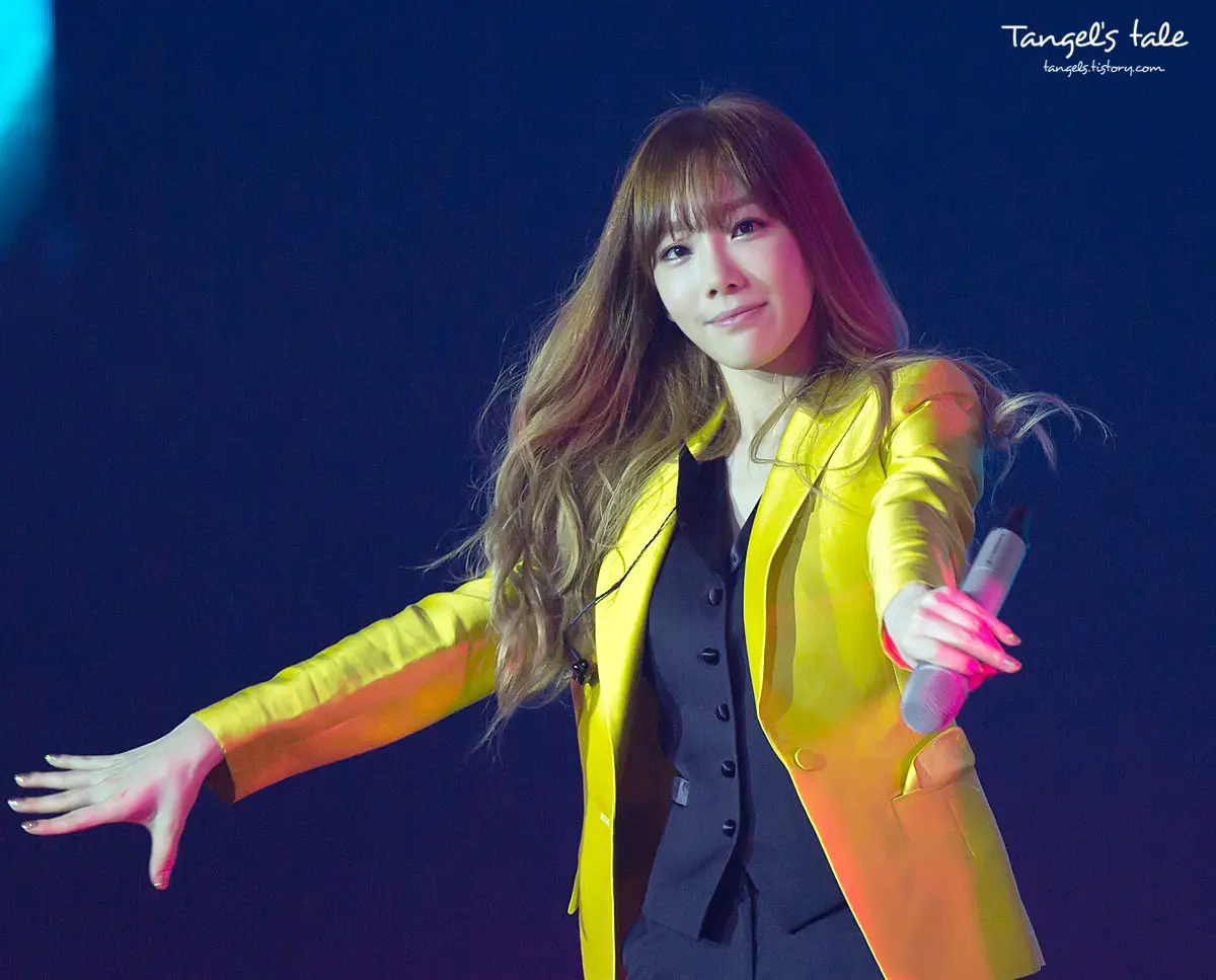 140802 BOB In HK 태연 by Tangels tale