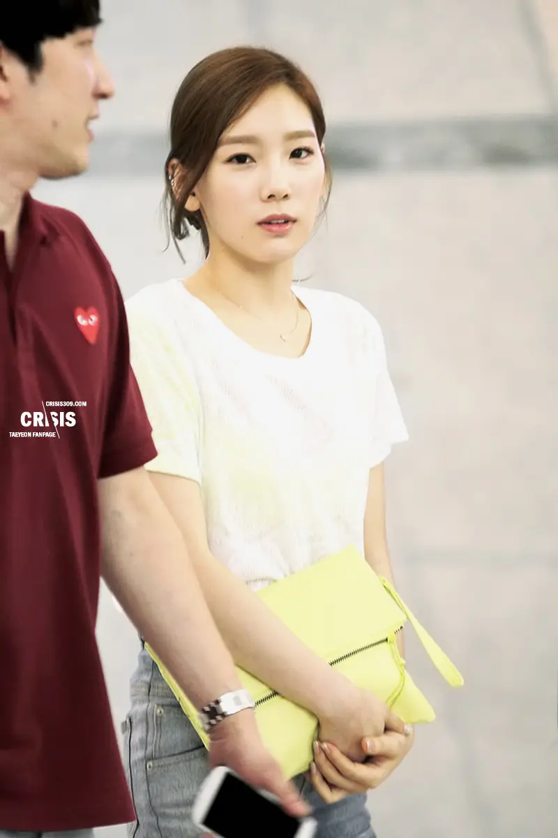 130811 인천공항 출국 태연 직찍 by CRISIS