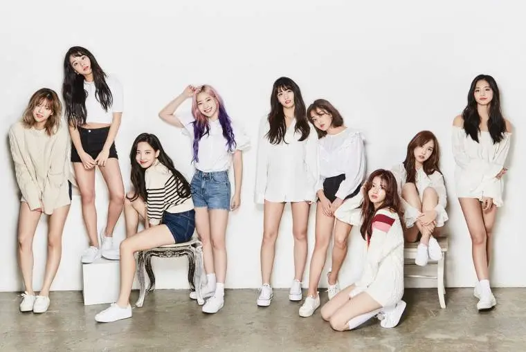 TWICE x OhBoy!