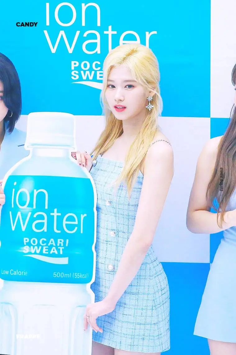 190612 #트와이스 #사나  #TWICE #sana @포카리스웨트 팬사인회