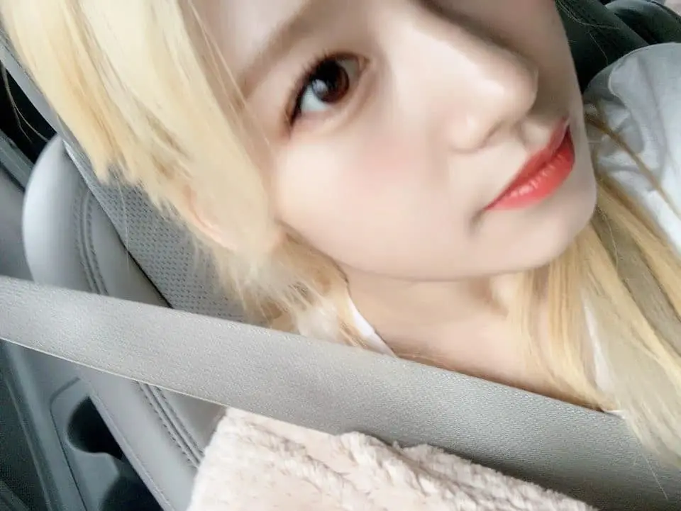 꿀 피부 #트와이스 #사나 (공인별)