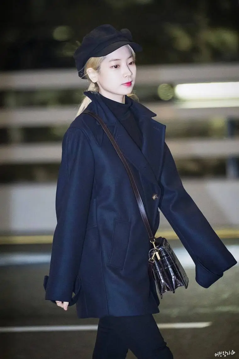 191125 출국하는 트와이스 다현