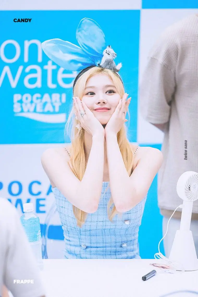 190612 #트와이스 #사나  #TWICE #sana @포카리스웨트 팬사인회