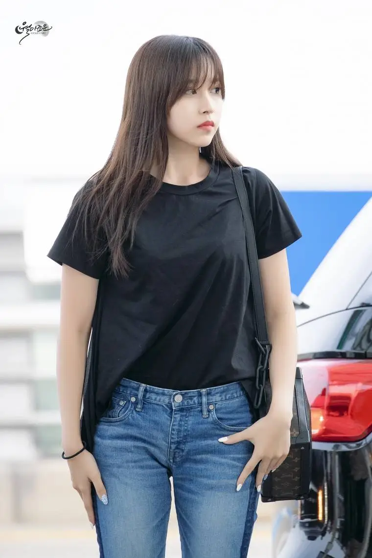 출국하는 #트와이스 #미나.jpg