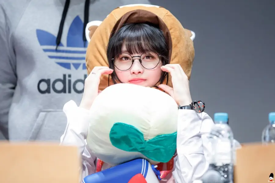 안경 #모모