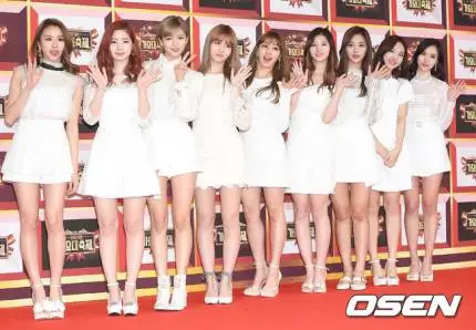 트와이스, 오늘(3일) '주간아이돌' 출격…도니코니 만난다