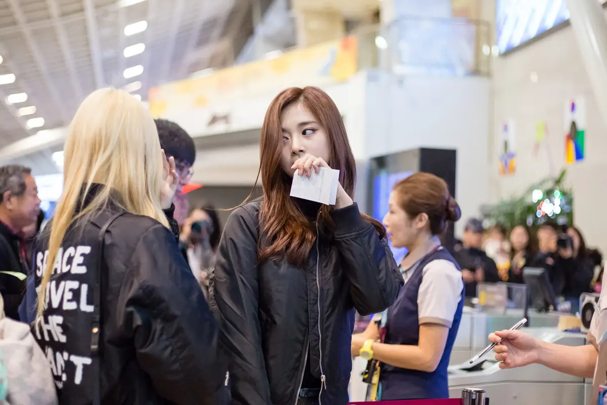 151025 김포공항 출국 트와이스(TWICE) 쯔위 직찍 by 상미