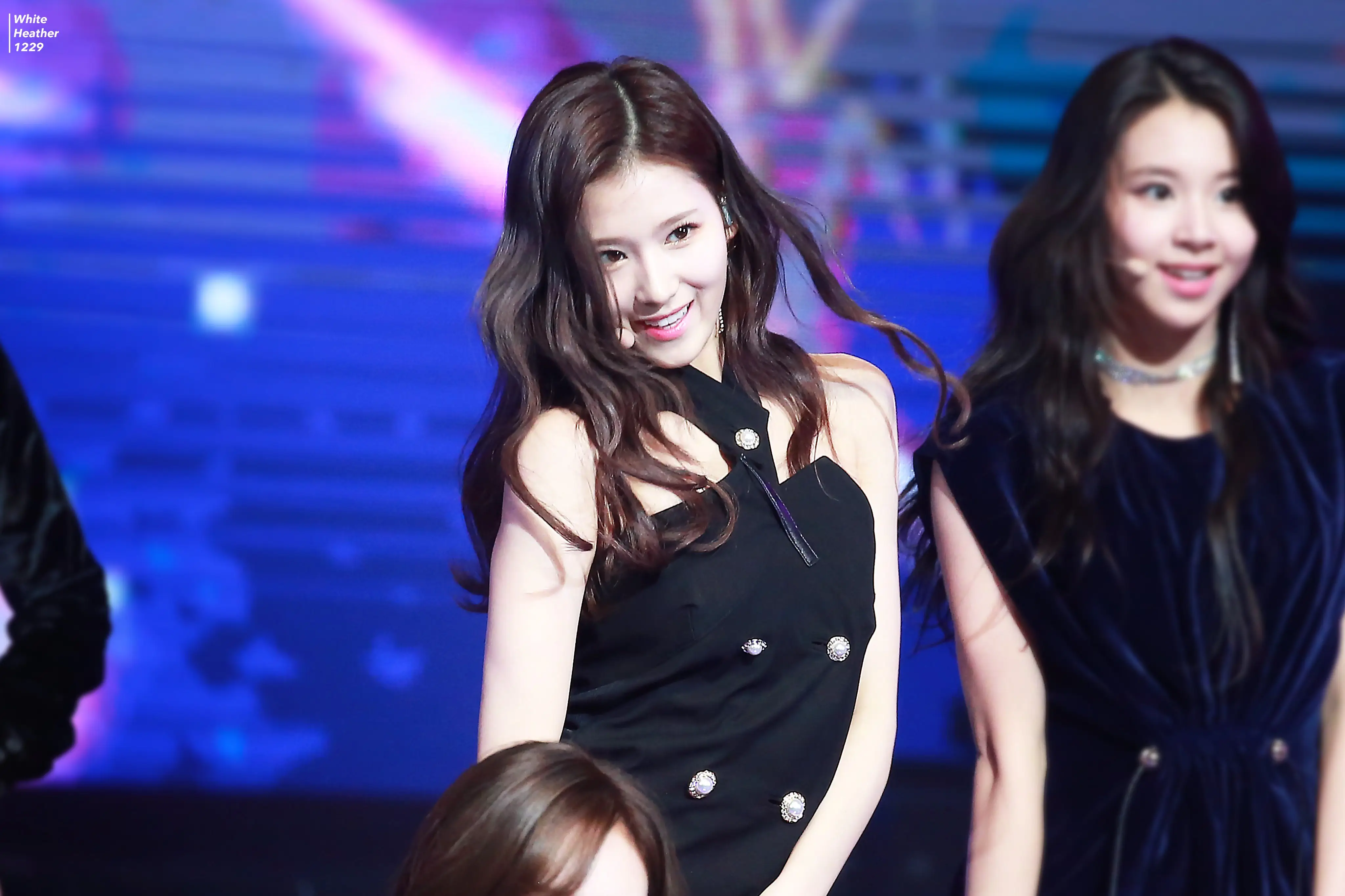 171229 가요대축제 사나 직찍 by White Heather 1229
