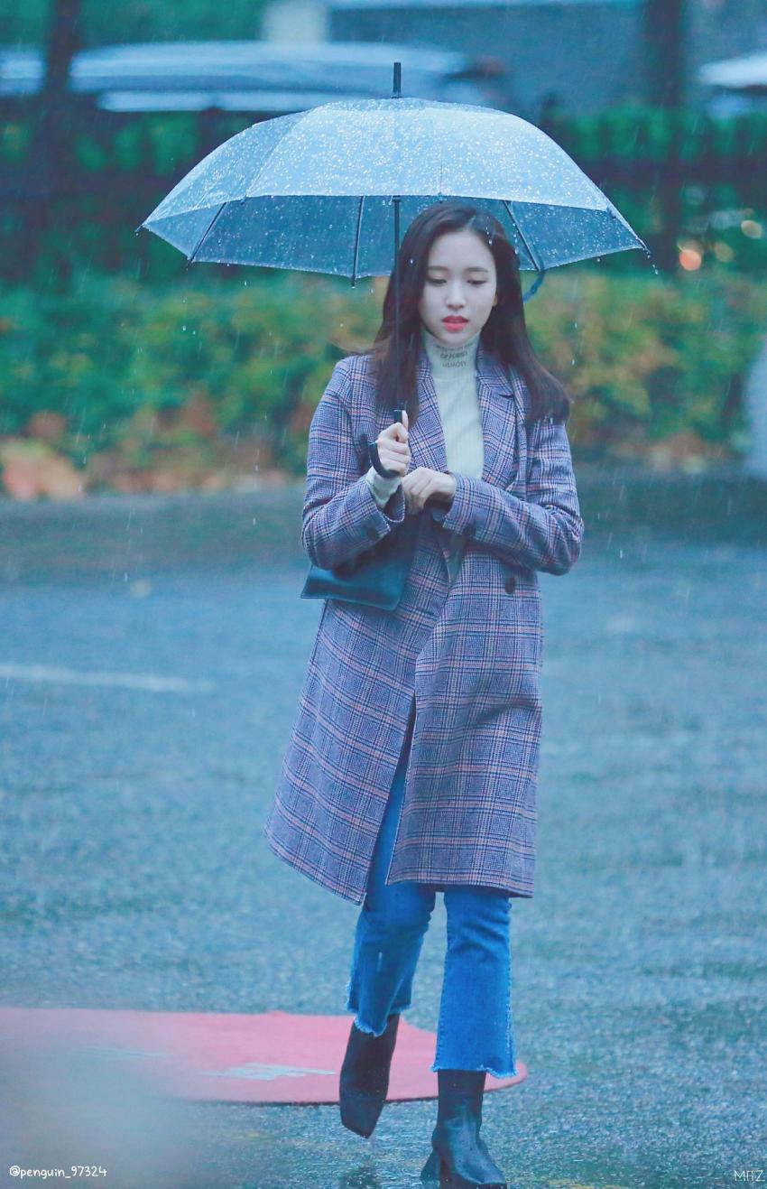비오는 날 트와이스 미나 (Rain goddess)