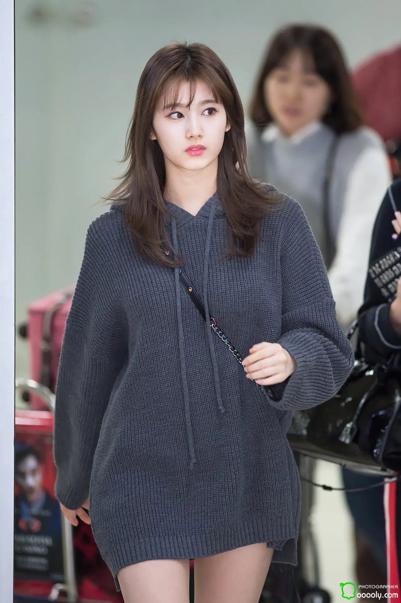180331 김포공항 입국 사나(트와이스) 직찍 by dooooly_