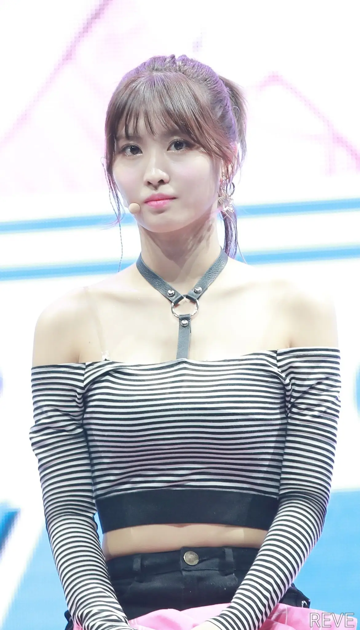 171030 TWICE 모모(momo) 직찍.jpg