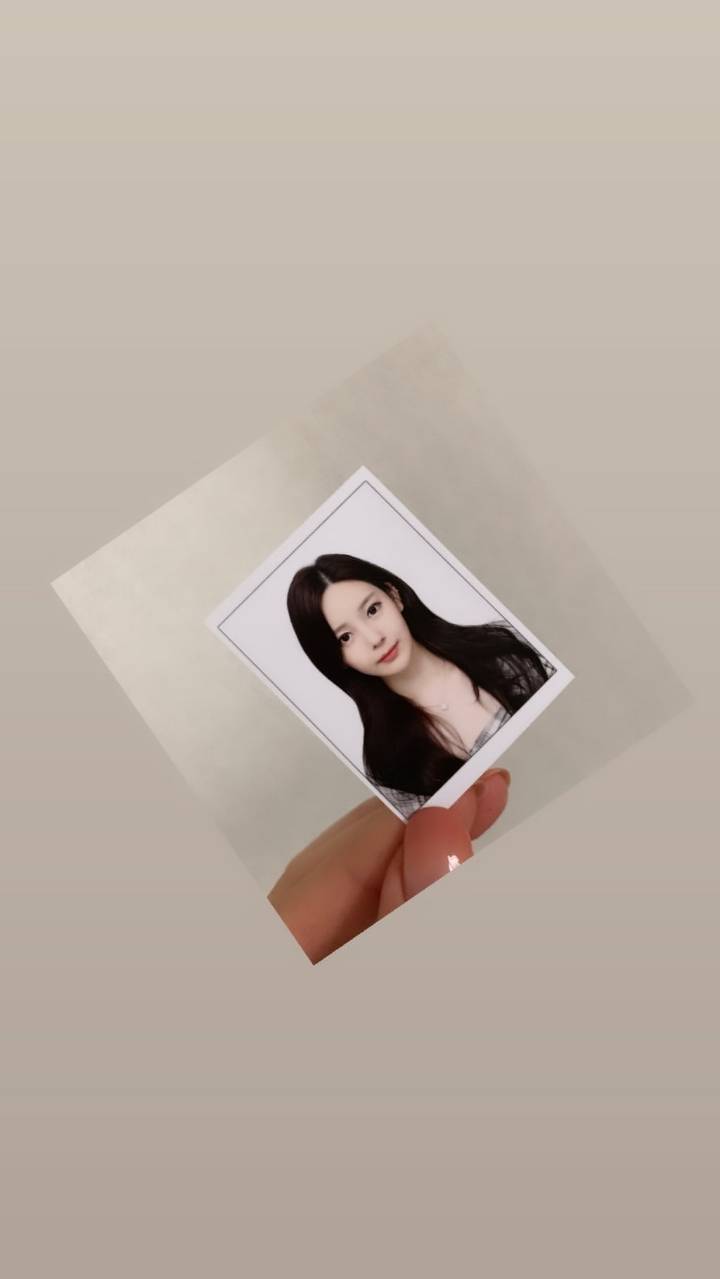 여신강림 작가 증명사진
