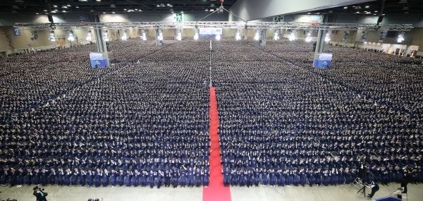 신천지 10만 수료식