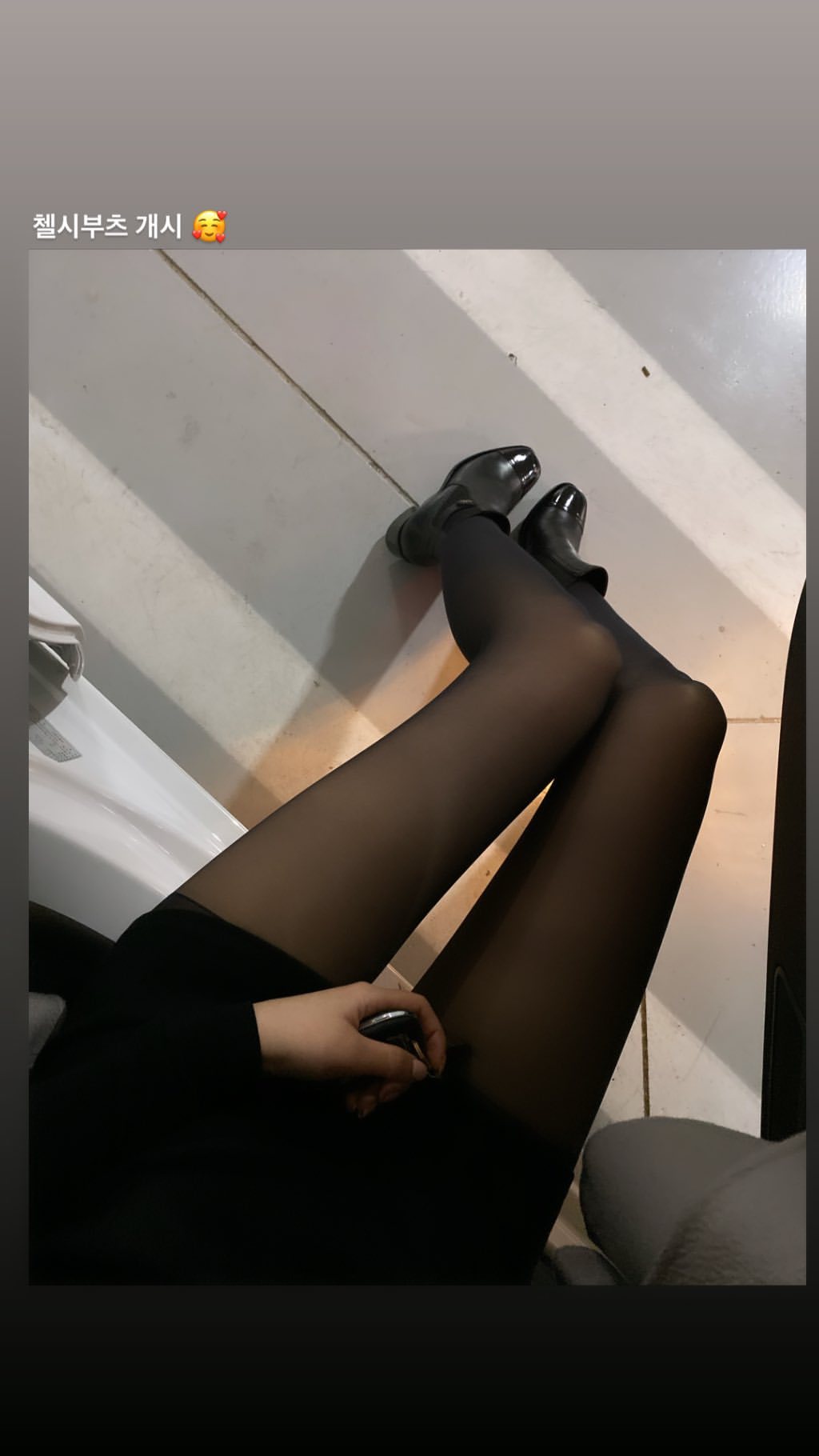 오늘자 여신강림 작가.jpgif
