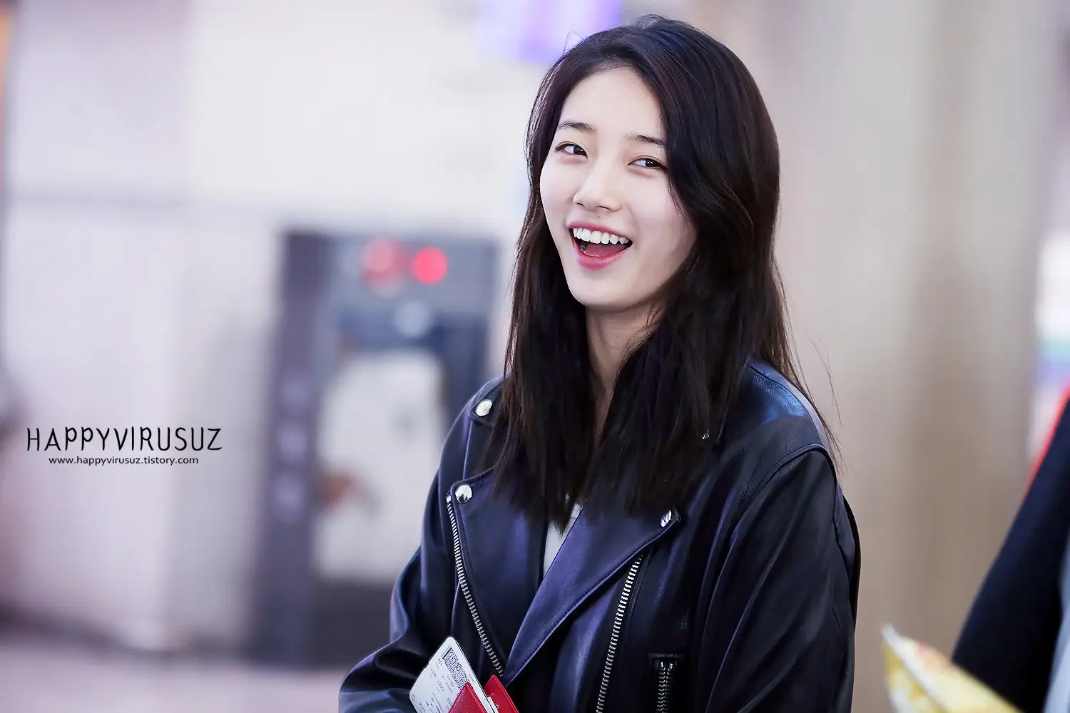 141212 수지 인천공항 출국 by happy virusuz