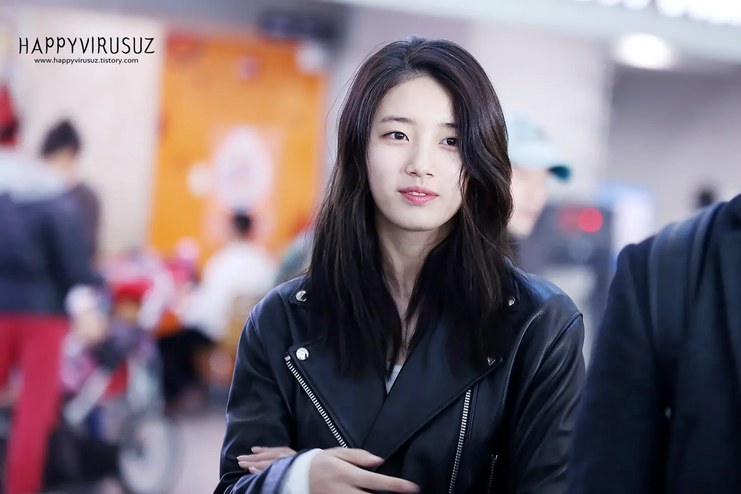 141212 수지 인천공항 출국 by happy virusuz