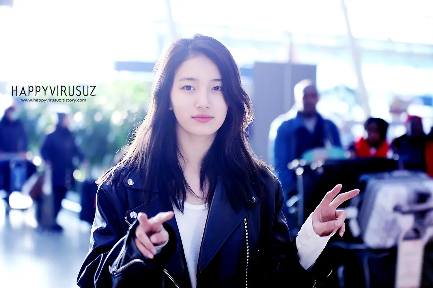 141212 수지 인천공항 출국 by happy virusuz