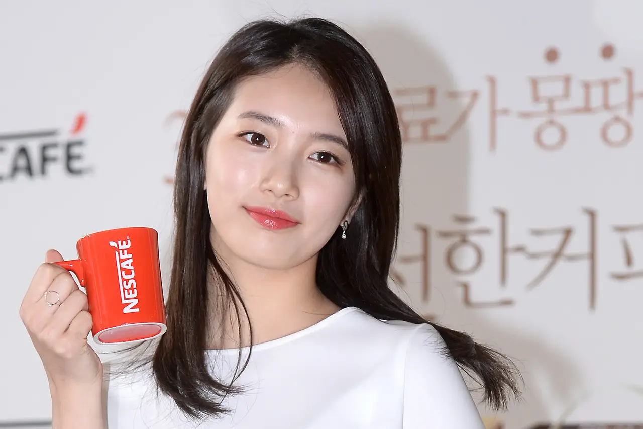 141217 수지 네스카페 행사.jpg