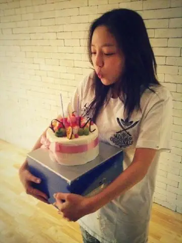 구하라, 22번째 생일 인증샷