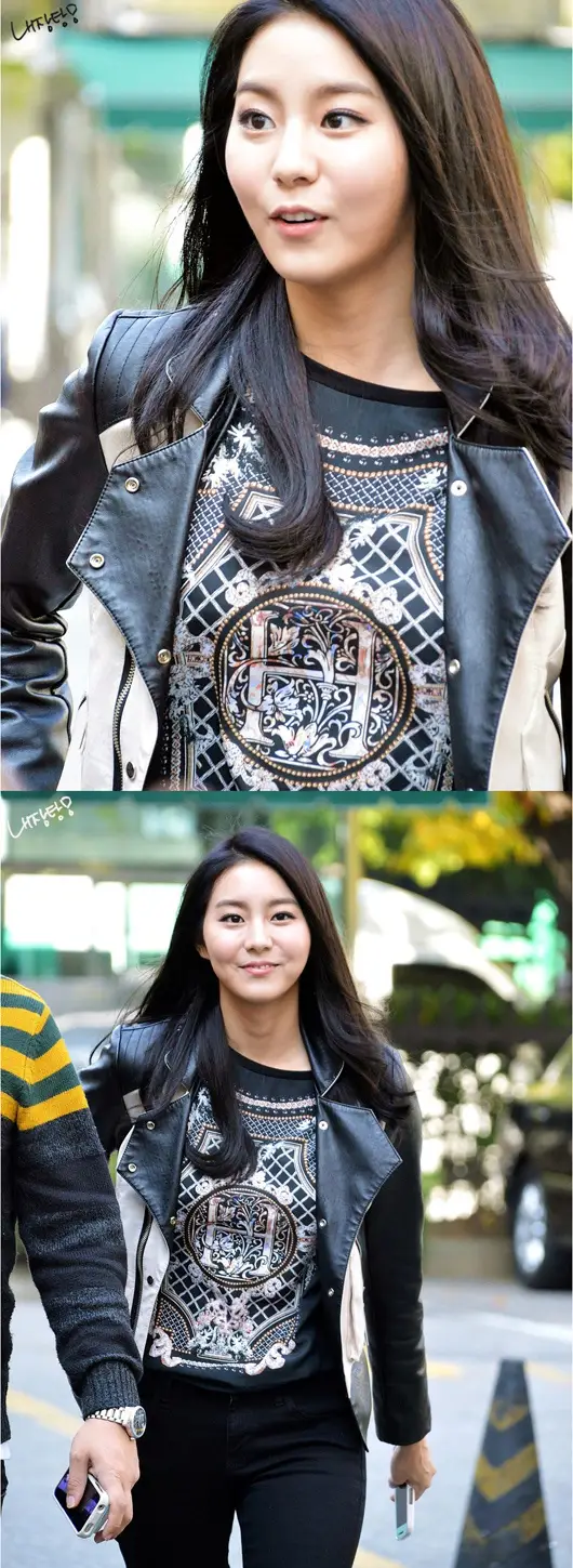 뮤뱅 출근하는 AS 유이 직찍