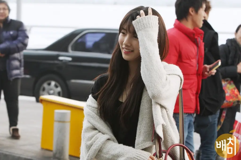 수지(miss a) 직찍 :: 130115 인천공항 출국 직찍 by 배치미