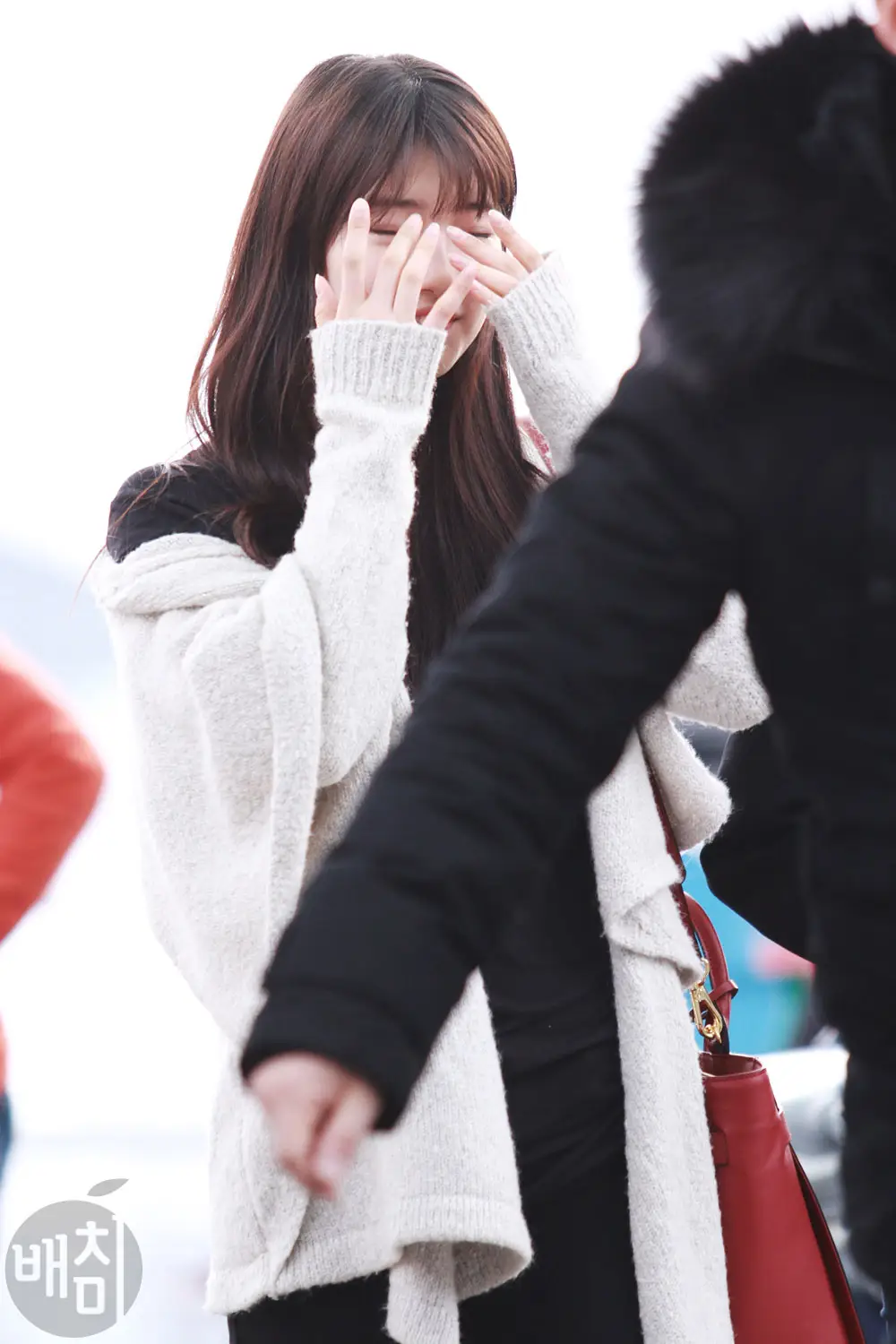 수지(miss a) 직찍 :: 130115 인천공항 출국 직찍 by 배치미