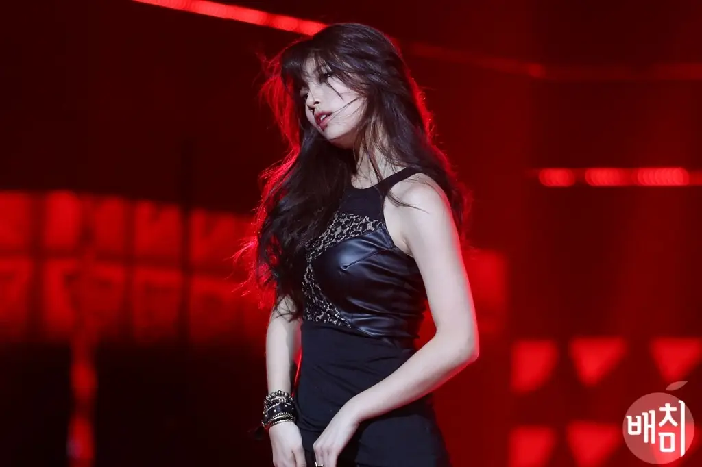 수지(miss a) 직찍 :: 121228 KBS 가요대축제 직찍 by 배치미