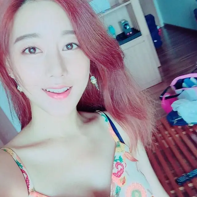 오승아(레인보우) 160712 인스타그램.jpg