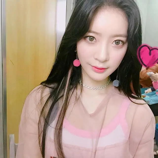 아영(달샤벳) 161006 인스타그램.jpg