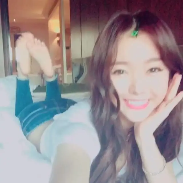 세리(달샤벳) 160328 인스타그램 - 굿모닝이지말입니당