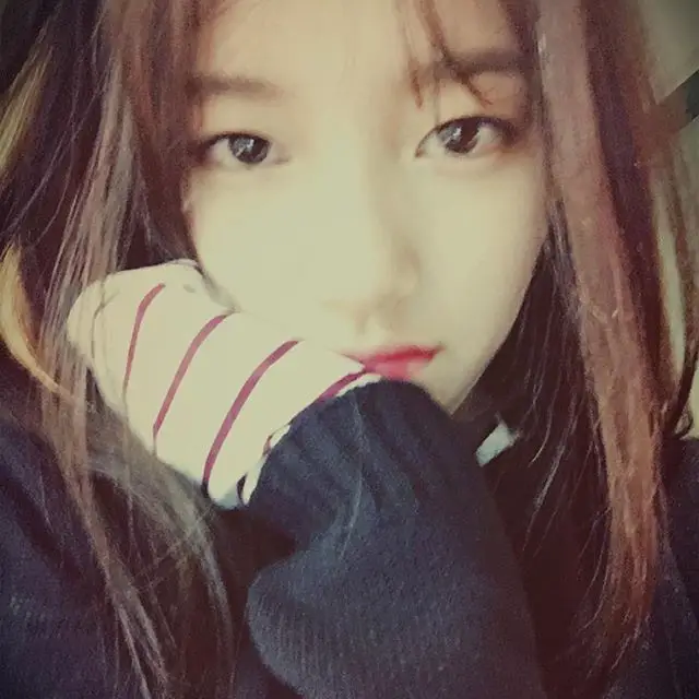 수지(미쓰에이) 160414 인스타그램 - 내 배꼽 어디갔지이!!!!