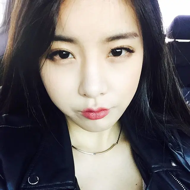 조현영(레인보우) 151218 인스타그램 - 배고파