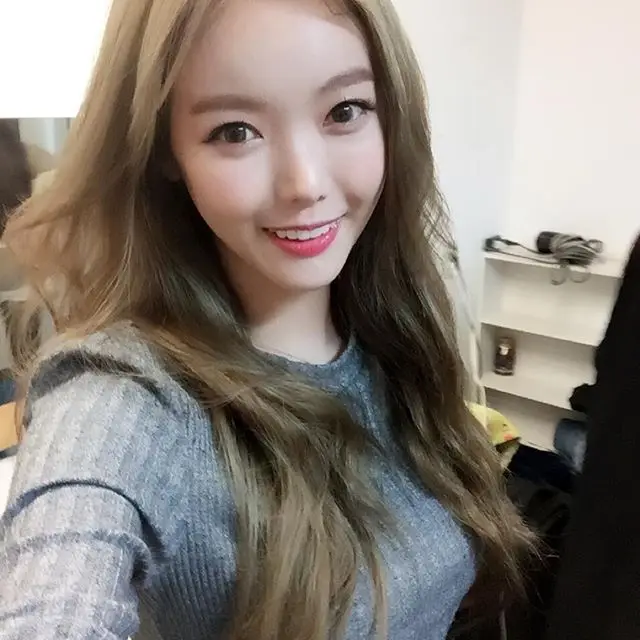 세리(달샤벳) 151206 인스타그램 - 나의 달링들 잘자요!!!!!!!!!!!좋은 꿈 꾸자